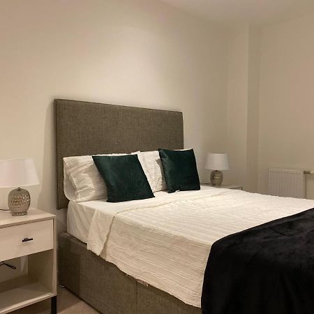 Triple T Homes Cosy 2 Bedroom Apartment With Balcony Ilford Ngoại thất bức ảnh