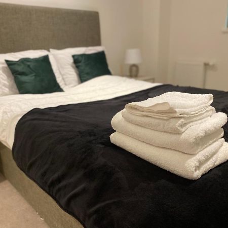 Triple T Homes Cosy 2 Bedroom Apartment With Balcony Ilford Ngoại thất bức ảnh