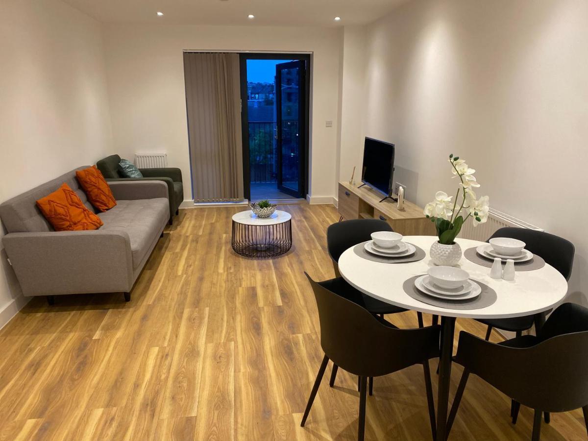 Triple T Homes Cosy 2 Bedroom Apartment With Balcony Ilford Ngoại thất bức ảnh
